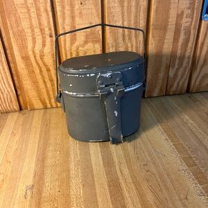 Vintage Metal mess kit